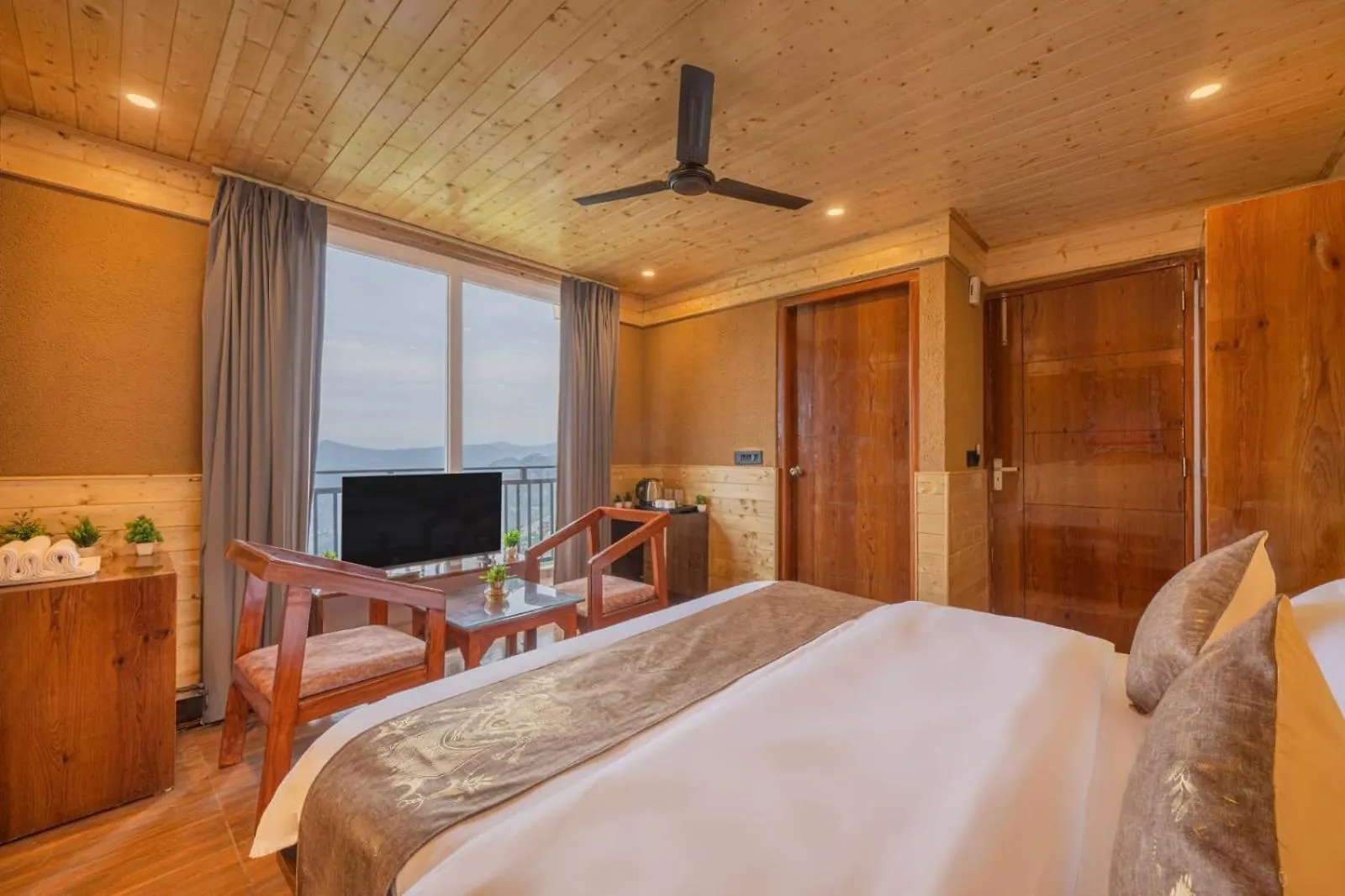 The Exotic Retreat I Vacations I Conference I Mice I Family Events I Kufri By Exotic Stays Shimla 3*,