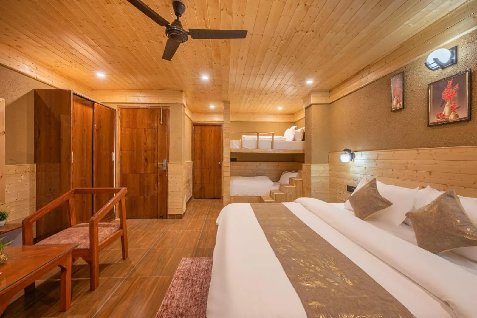 The Exotic Retreat I Vacations I Conference I Mice I Family Events I Kufri By Exotic Stays Shimla 3*,