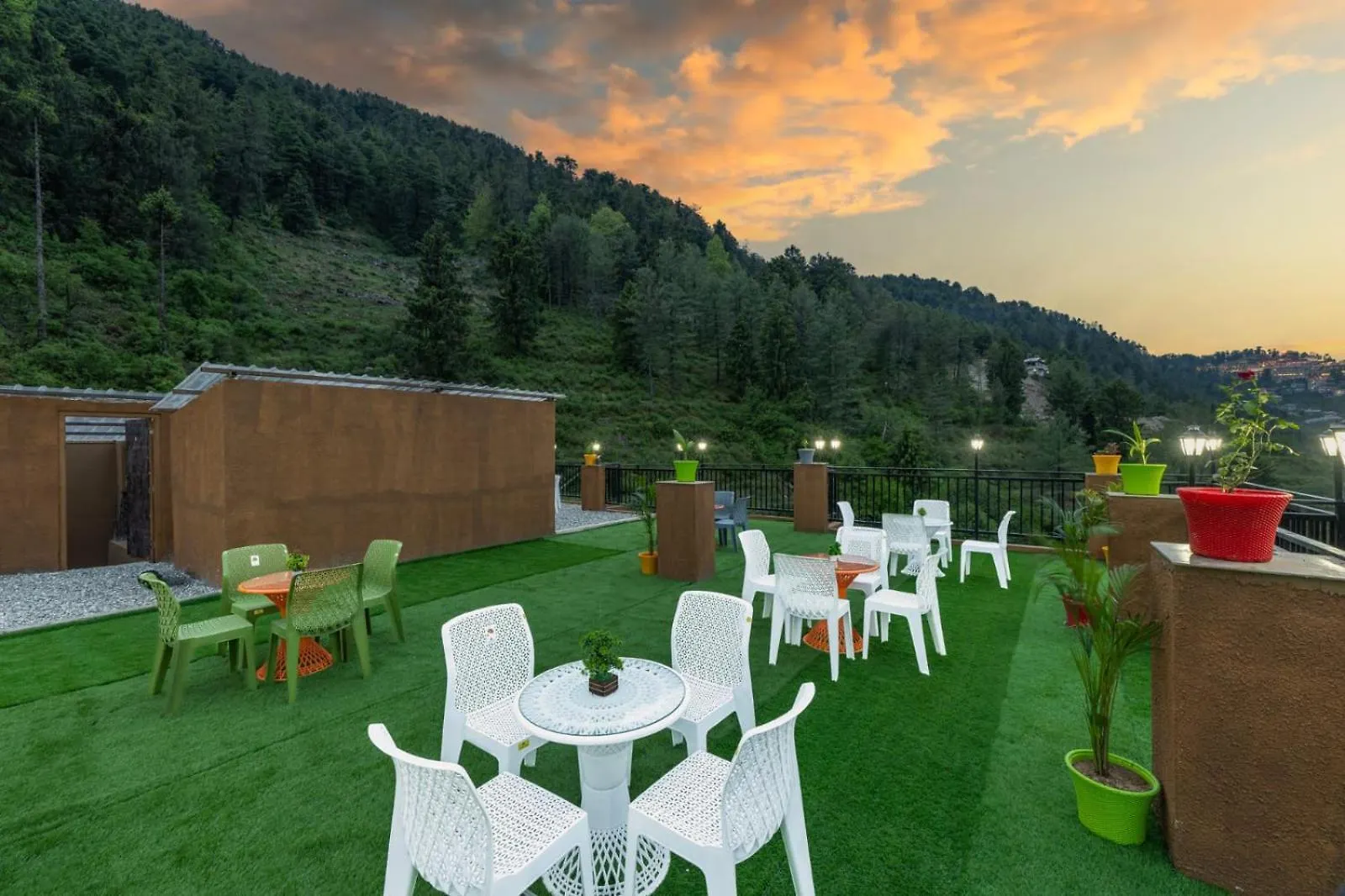 The Exotic Retreat I Vacations I Conference I Mice I Family Events I Kufri By Exotic Stays Shimla